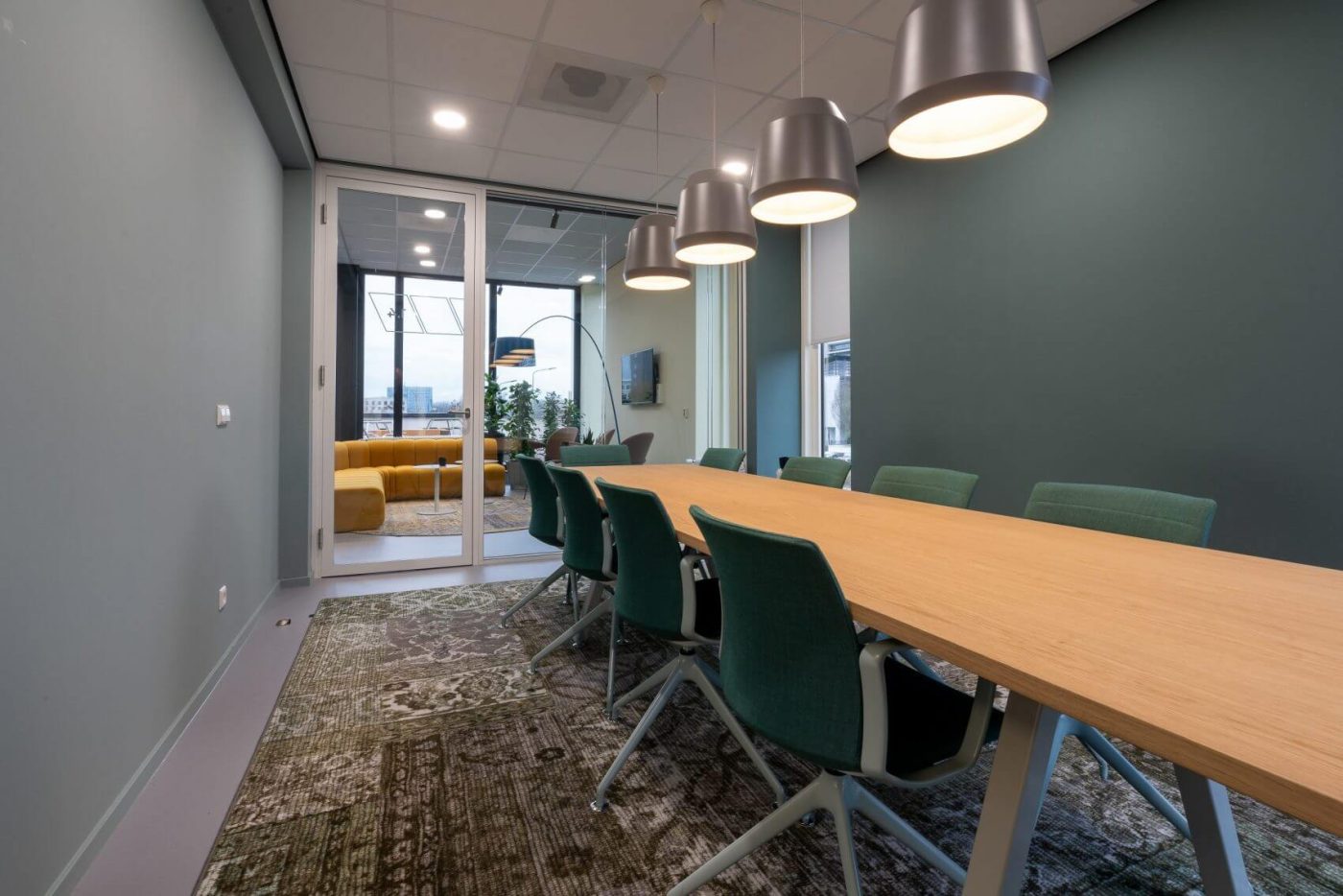 ✨ Exclusivo piso en Miami: Lujo, tecnología y confort en 130 m². ¡Descubre tu nuevo hogar! 🏡